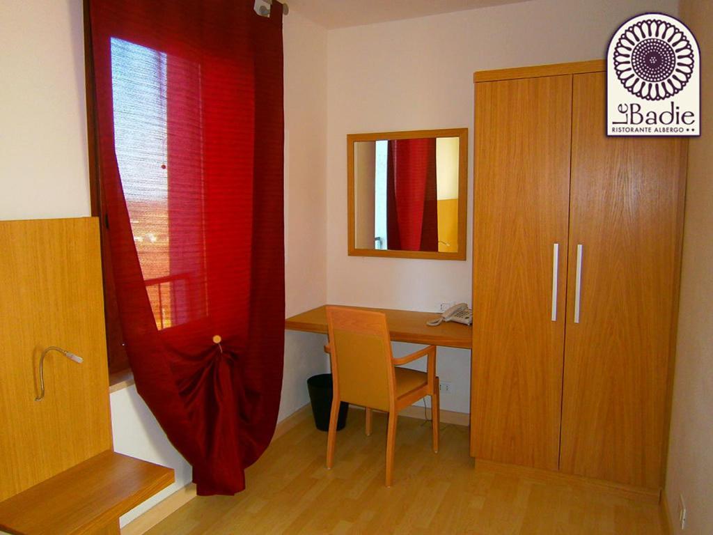 Le Badie Wine Resort Rosazzo Ruang foto