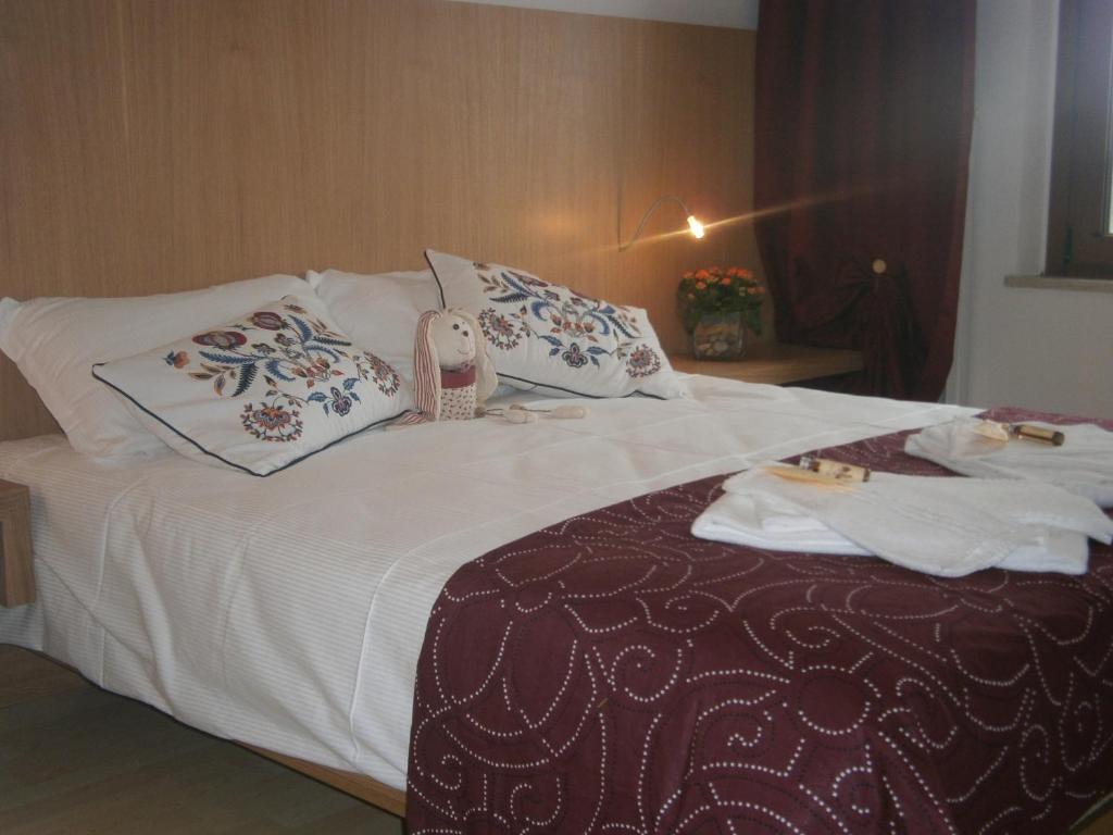 Le Badie Wine Resort Rosazzo Ruang foto